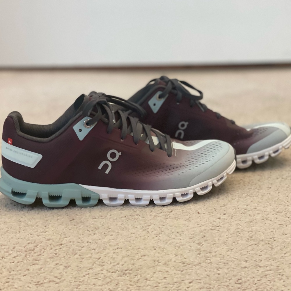 Brand New On Cloud Cloudflow Running Shoes for Women